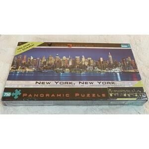 NIB New York Skyline Panoramic Puzzle 750 Pieces Glows In Dark Sealed 3 Feet